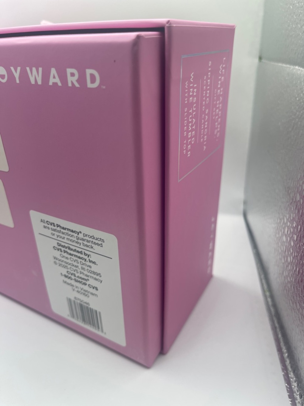Joyward Sippin Sangria Gift Set - Scented Candle and Wine Tumbler - Picture 5 of 17